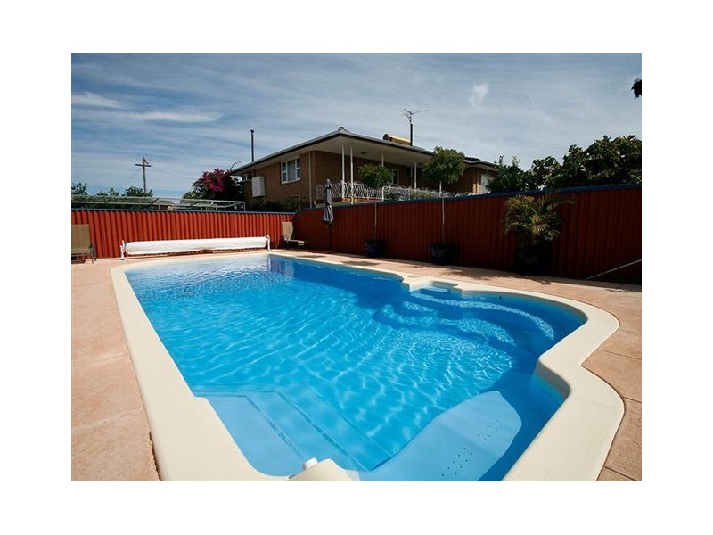 5 Darroch Street, Beaconsfield WA 6162
