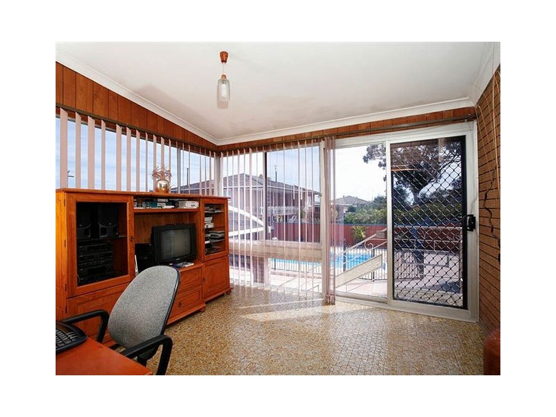 5 Darroch Street, Beaconsfield WA 6162