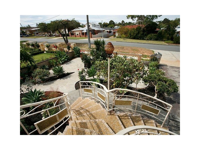 5 Darroch Street, Beaconsfield WA 6162