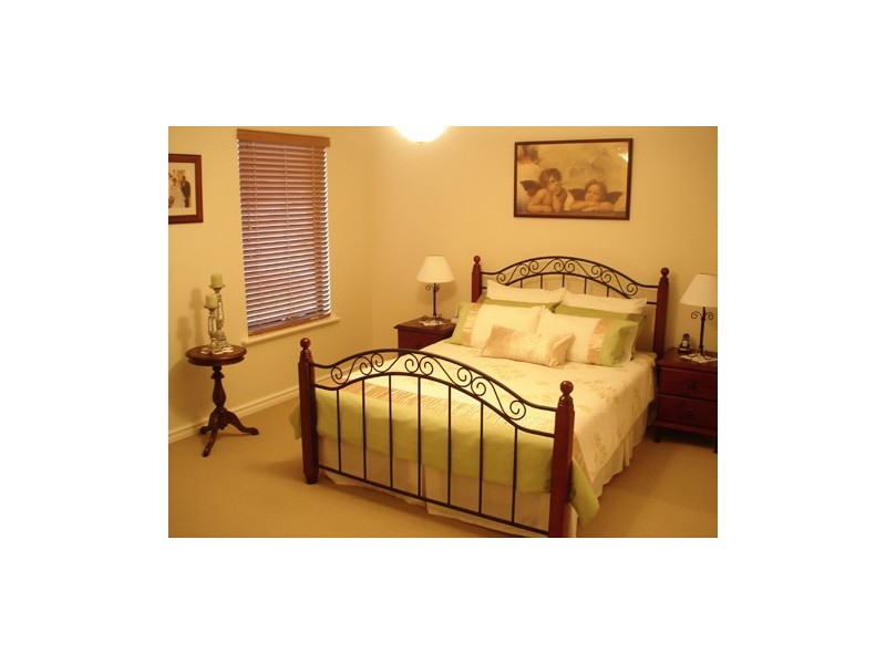 18 Bosnich Way, Spearwood WA 6163