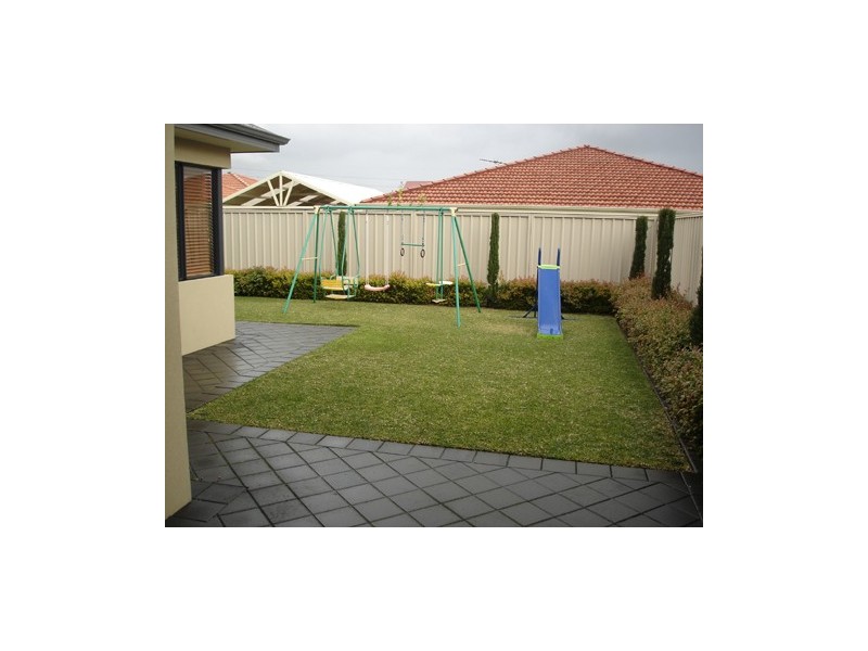 18 Bosnich Way, Spearwood WA 6163