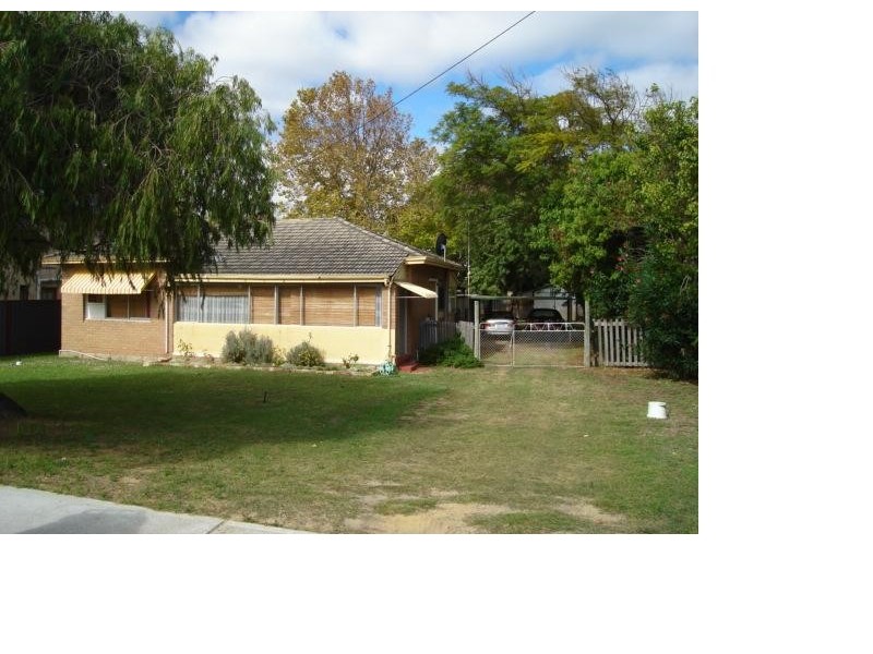 205 Kent Street, Rockingham WA 6168