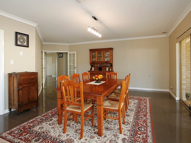 16 Motril Avenue, Coogee WA 6166