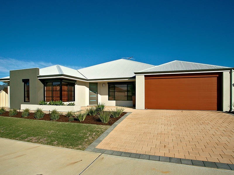 33 Suttor Drive, Success WA 6164