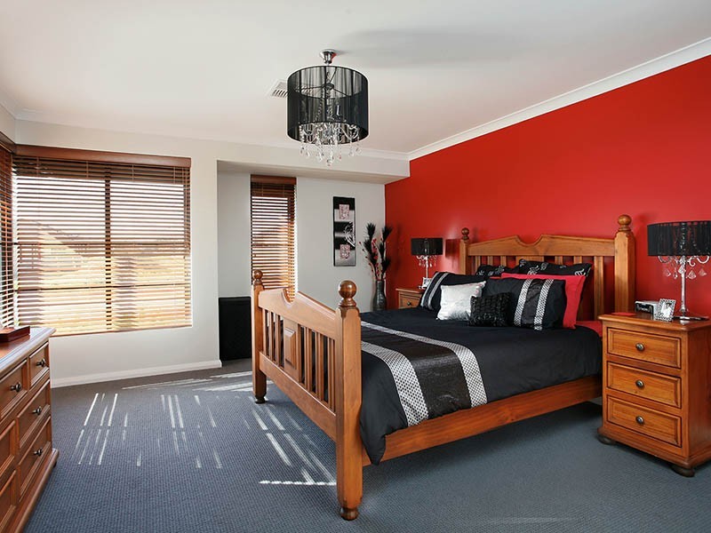 33 Suttor Drive, Success WA 6164