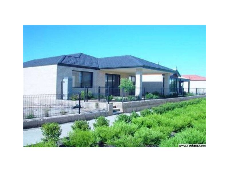 9 Yarra Promenade, Hammond Park WA 6164