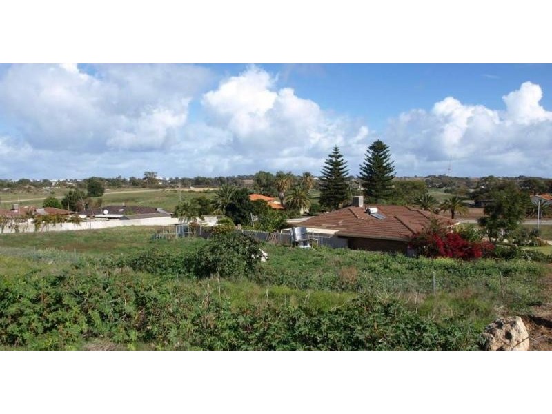 Lot 6, 90 WEST CHURCHILL AVE, Munster WA 6166