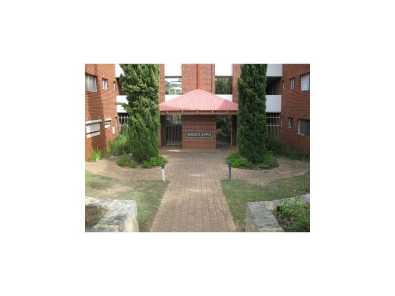 17/14 Canham Way, Orelia WA 6167