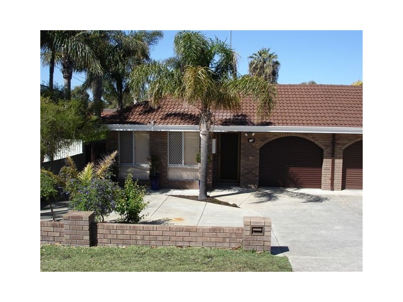17B Goldsmith Road, Spearwood WA 6163
