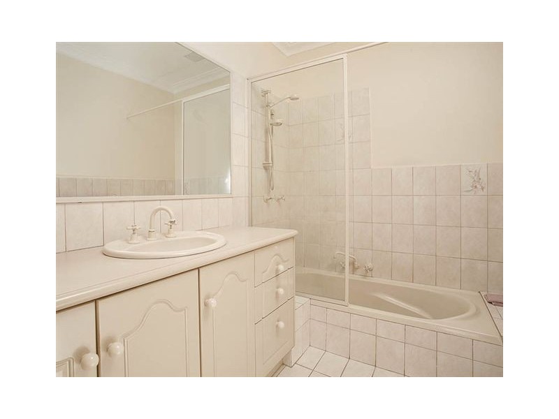 8 Amberley Way, Hamilton Hill WA 6163