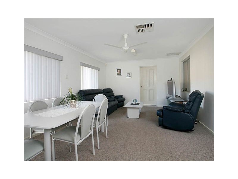 8 Amberley Way, Hamilton Hill WA 6163