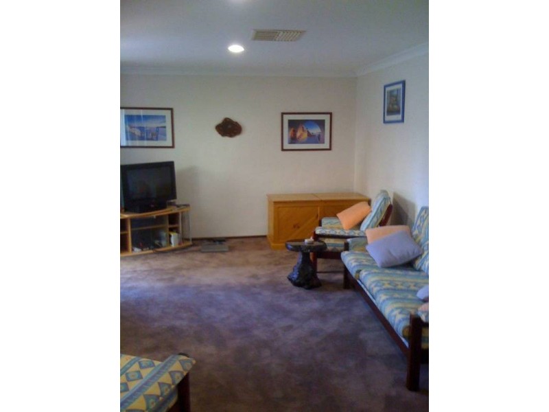 24 Farleigh Drive, Willetton WA 6155