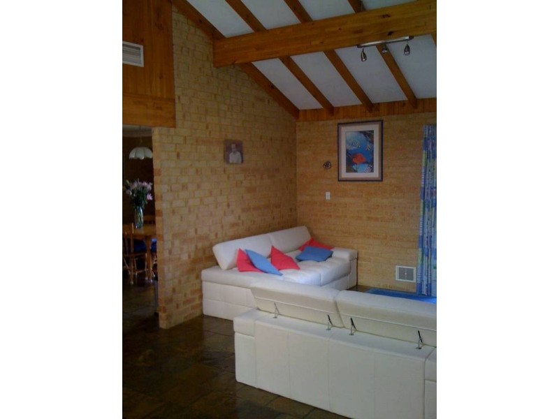 24 Farleigh Drive, Willetton WA 6155