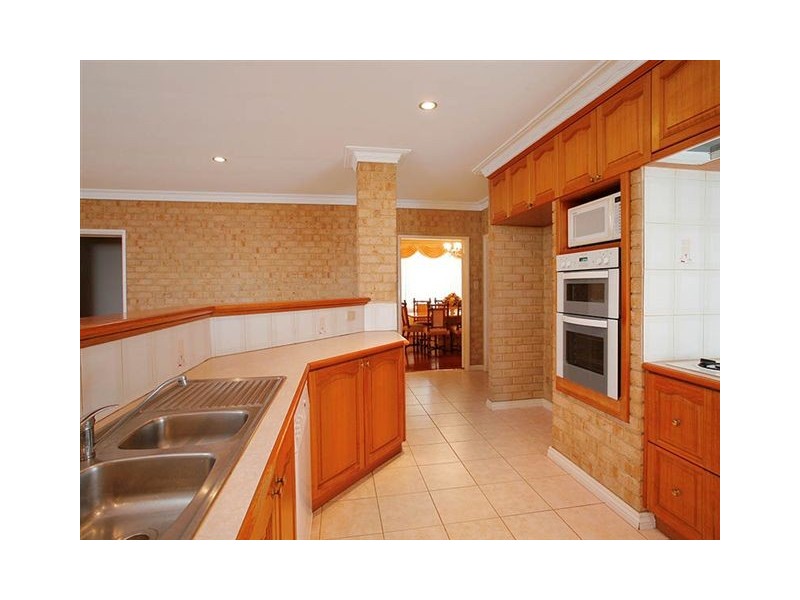 25 Careening Way, Coogee WA 6166