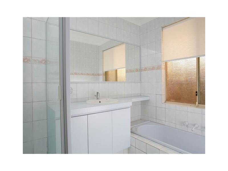 25 Careening Way, Coogee WA 6166