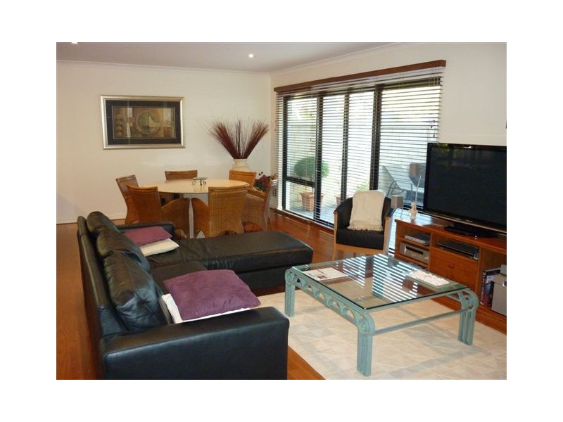 1/6 Jane Road, Applecross WA 6153