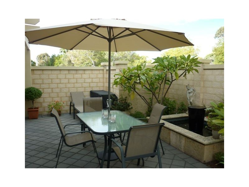 1/6 Jane Road, Applecross WA 6153