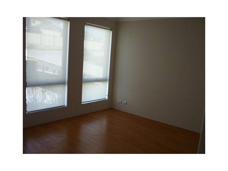 1/17 Pearson Drive, Success WA 6164