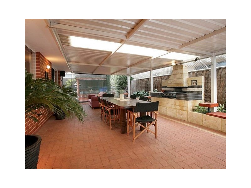 3 Hillberg Rise, Spearwood WA 6163