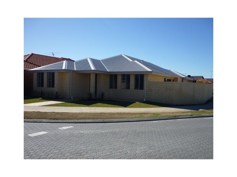 2 Suttor Drive, Success WA 6164