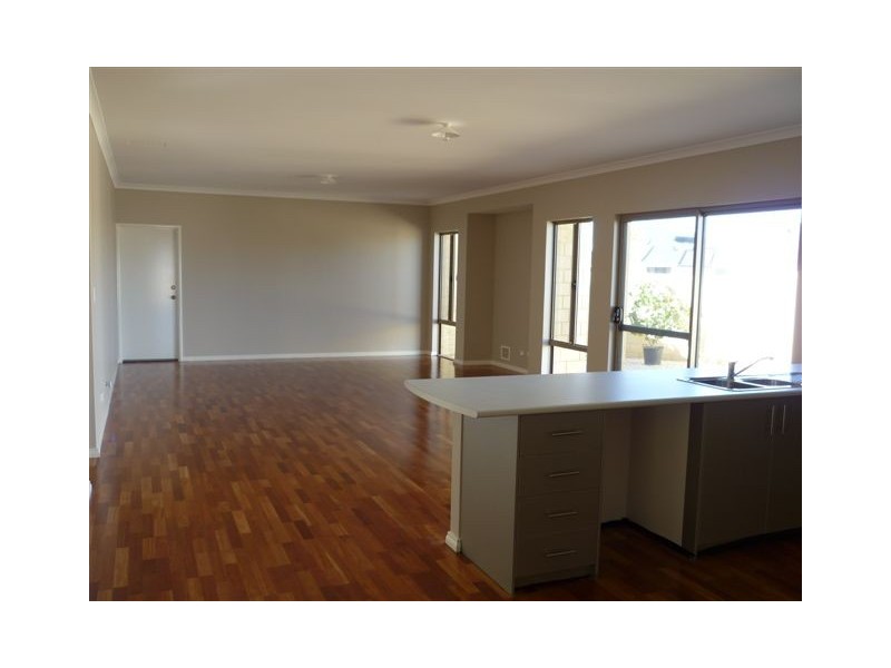 2 Suttor Drive, Success WA 6164