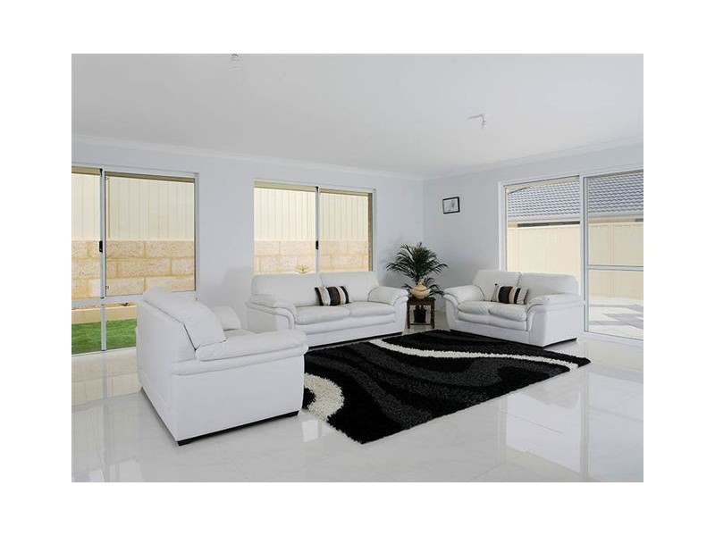 28 Gordona Parade, Beeliar WA 6164