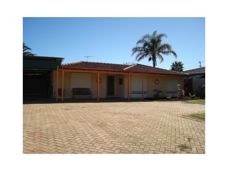 3 Moorhen Drive, Yangebup WA 6164