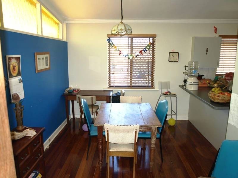 12 NINEHAM AVE, Spearwood WA 6163