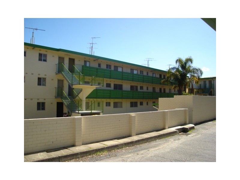6/13 Milton Place, Orelia WA 6167