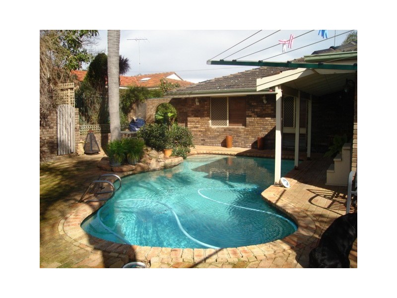 28 Leaside Way, Spearwood WA 6163