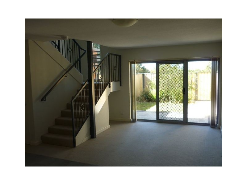 5/10 Rinaldo Place, Coolbellup WA 6163