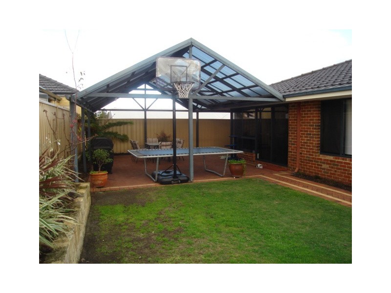 13 Abbey Court, Cockburn Central WA 6164