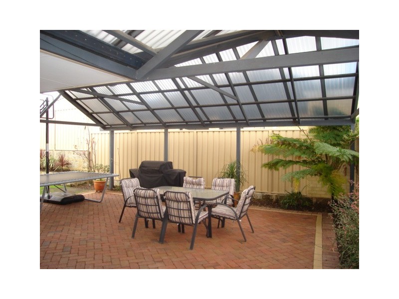 13 Abbey Court, Cockburn Central WA 6164