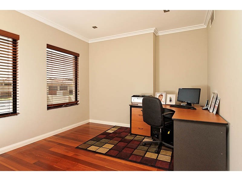 28 TROODE STREET, Munster WA 6166