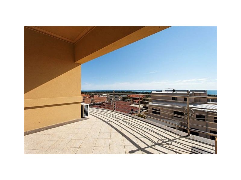 3 Cyprus Court, Coogee WA 6166
