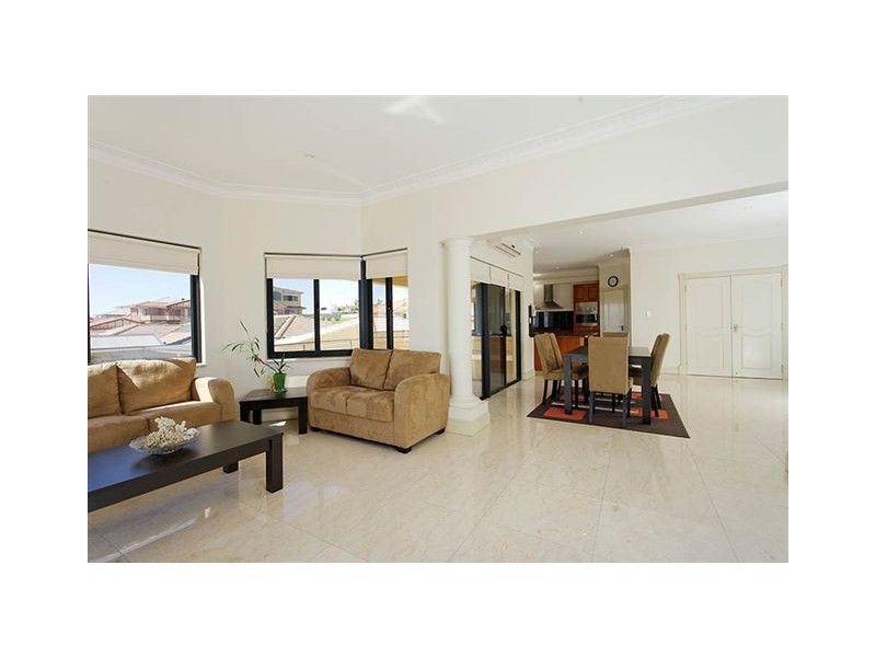 3 Cyprus Court, Coogee WA 6166