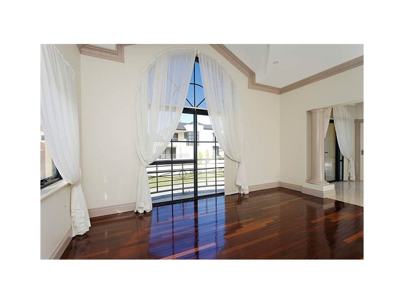 3 Cyprus Court, Coogee WA 6166