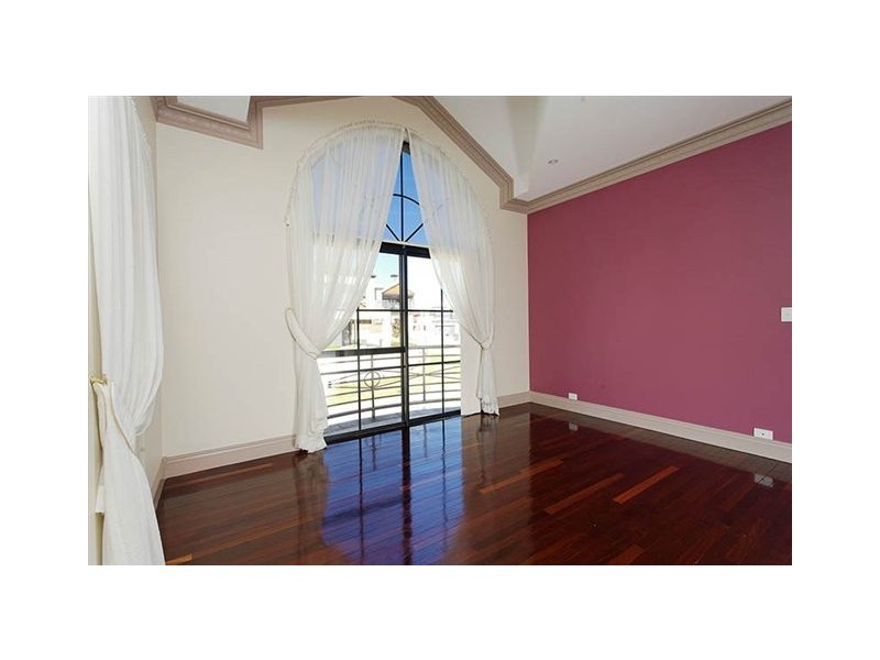 3 Cyprus Court, Coogee WA 6166
