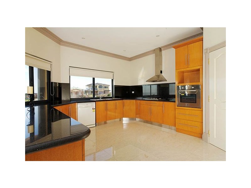 3 Cyprus Court, Coogee WA 6166