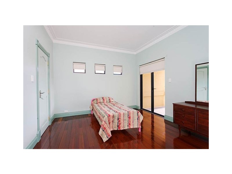 3 Cyprus Court, Coogee WA 6166