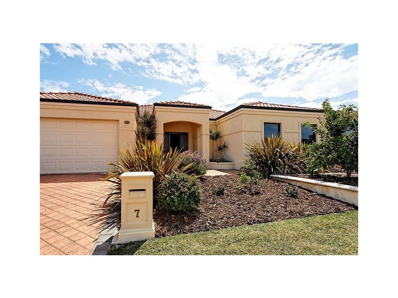 7 Aspic Cr, Spearwood WA 6163