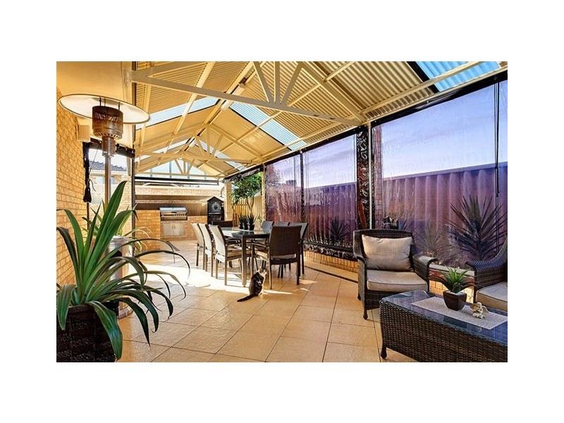 67 Amity Boulevard, Coogee WA 6166