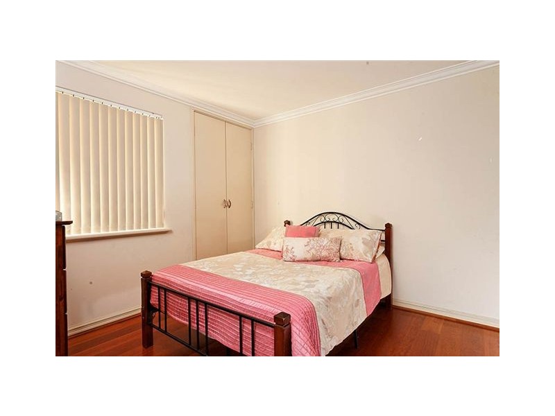 67 Amity Boulevard, Coogee WA 6166