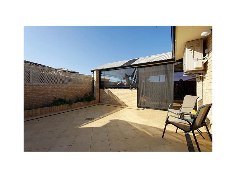 67 Amity Boulevard, Coogee WA 6166