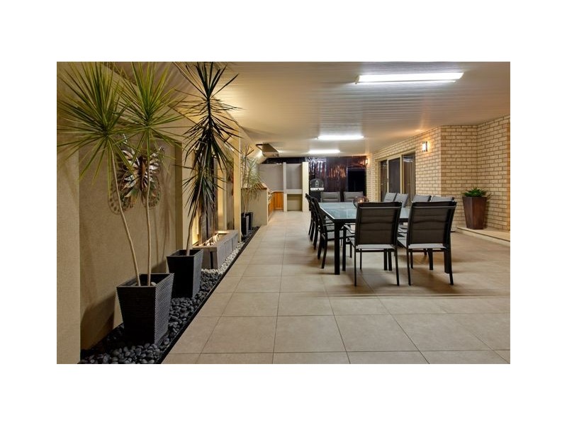 62 CASTELLON CR, Coogee WA 6166