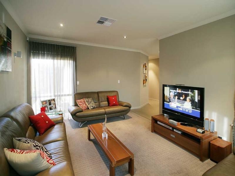 62 CASTELLON CR, Coogee WA 6166