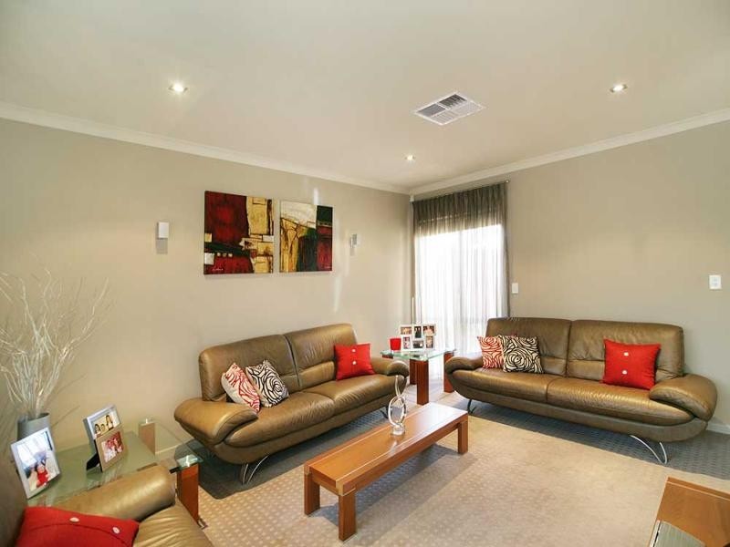 62 CASTELLON CR, Coogee WA 6166