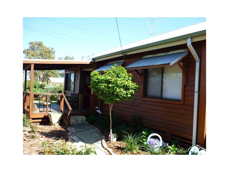 2 Stratton Street, Hamilton Hill WA 6163