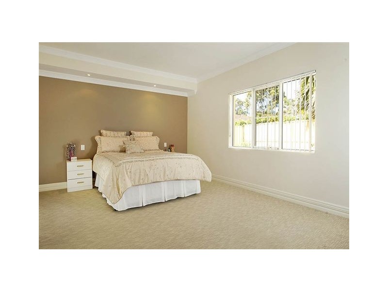 11A Arthur Road, Hamilton Hill WA 6163