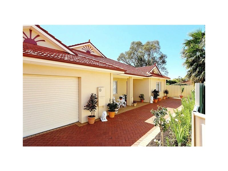 11A Arthur Road, Hamilton Hill WA 6163